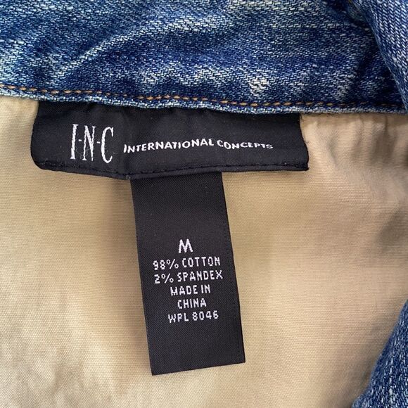 ❤️Last Chance INC International Concepts beaded cropped denim jacket size M - Picture 8 of 9